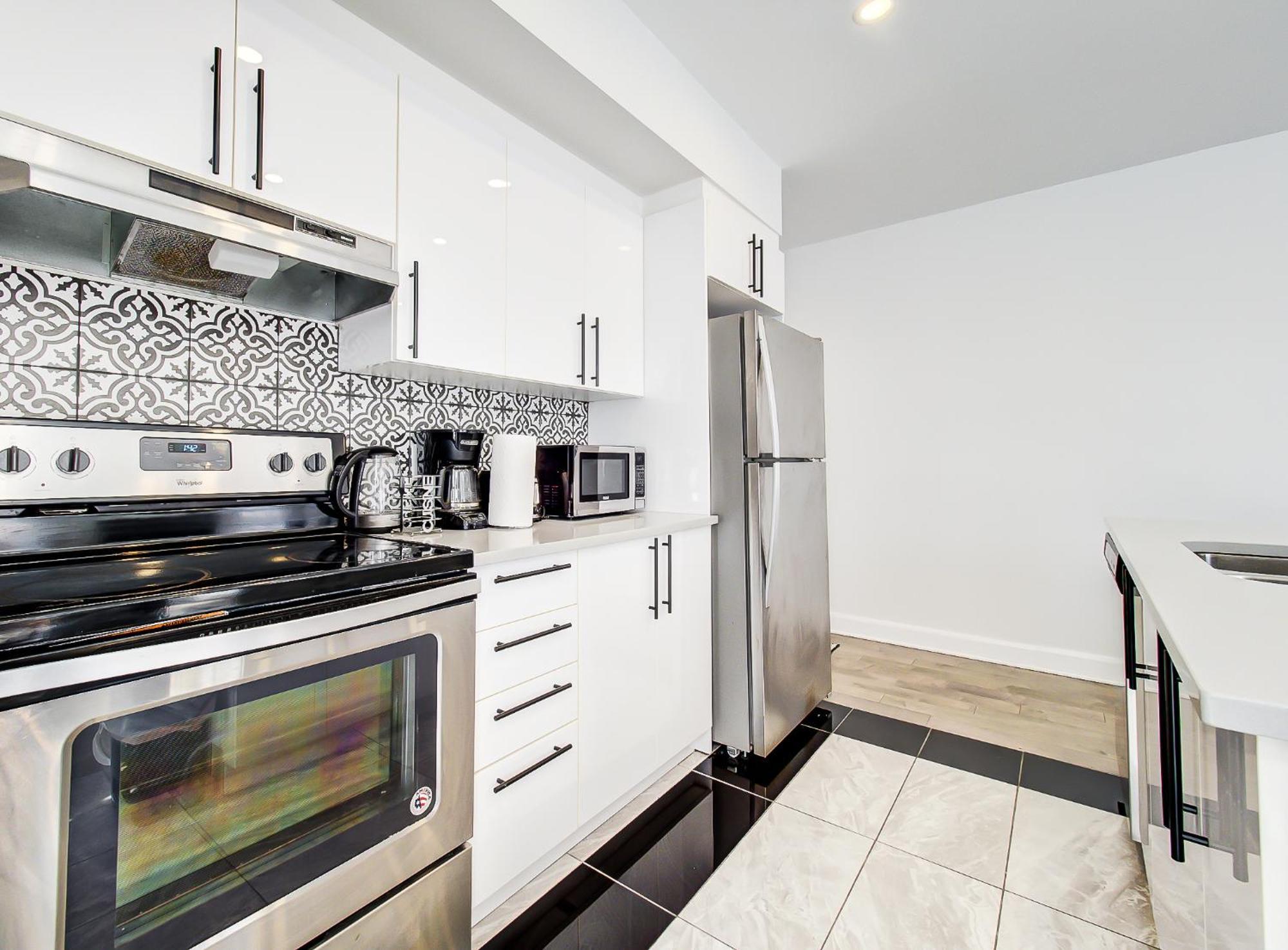 Apartment Glamorous 2-bedroom In Downtown 206 *